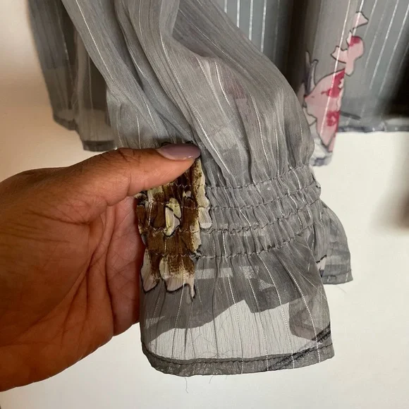 Walter Baker Floral Lightweight Blouse - Size S - Picture 8 of 14